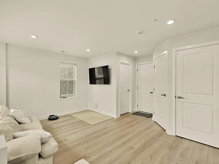2809 Battersea Lake Loop — Photo 5