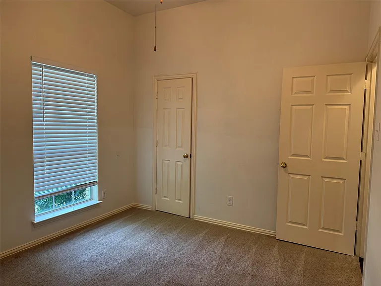13401 Roadster Dr — Photo 14