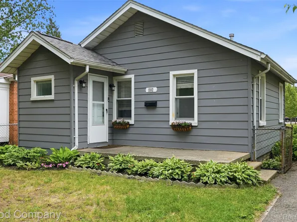 1592 Shevlin St, Ferndale, MI 48220