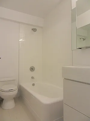 Rented by Stonehenge NYC LLC | media 4