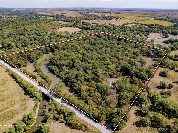 68243 S 220th Rd, Wagoner, OK 74467