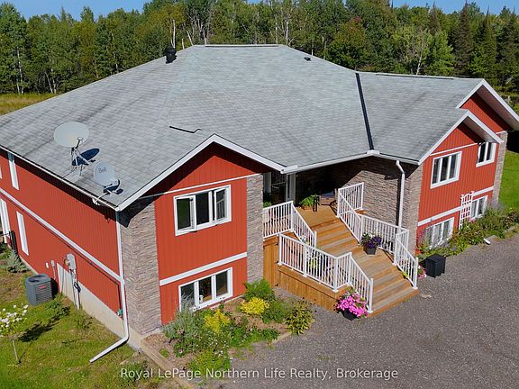 2nd image of 1909 Hart Rd