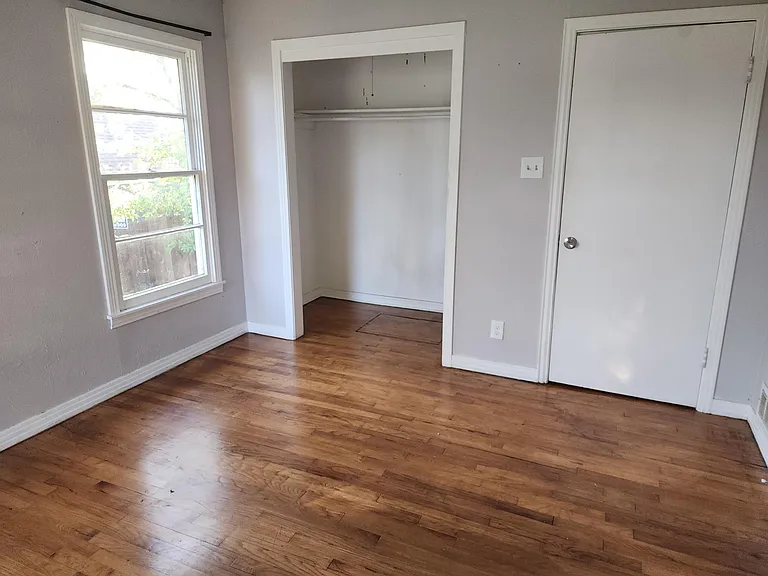 3141 Ray Dr W — Photo 9