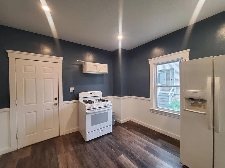 3594 W 47th Street — Photo 10