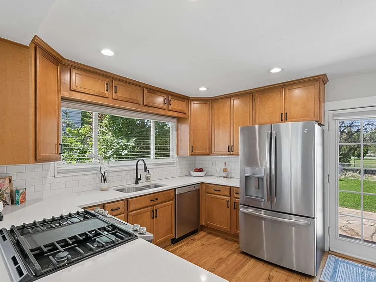 3145 S Fox St — Photo 17