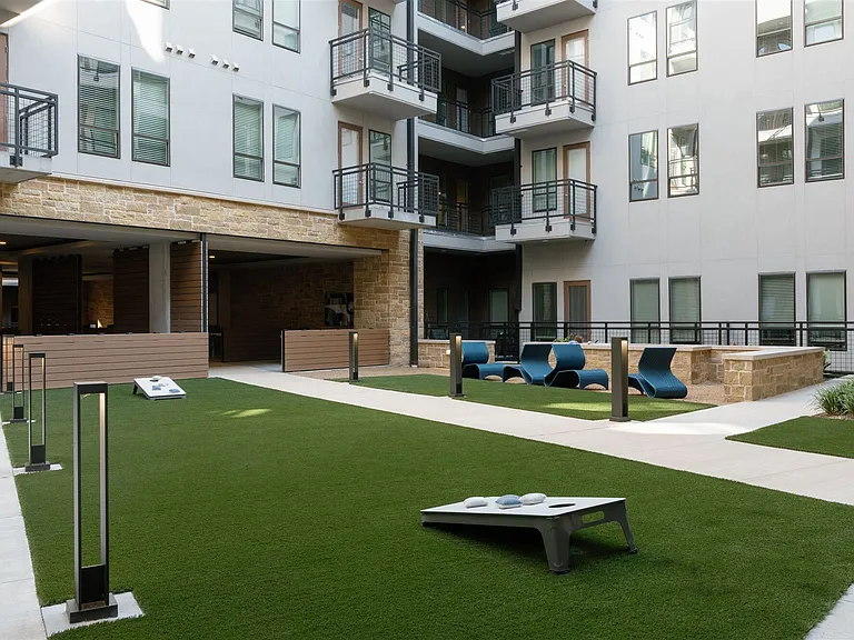 Surfside at Sapphire Bay — Photo 8