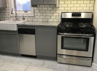 3822 S 5th St, Milwaukee, WI 53207