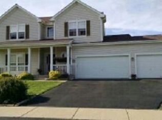 200 Stearn Dr, Genoa, IL 60135