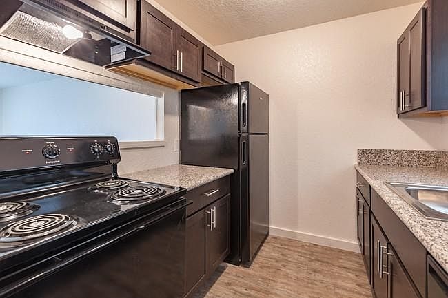Kitchen Dark color style