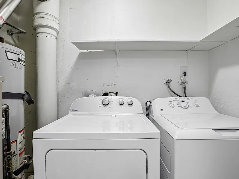 Brighton Place Apartments — Photo 90