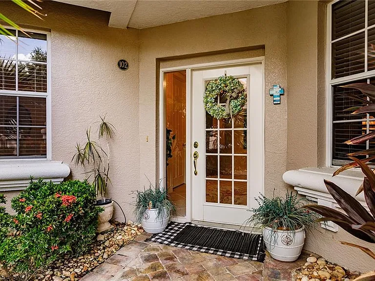 3910 Deer Crossing Ct #1 — Photo 4
