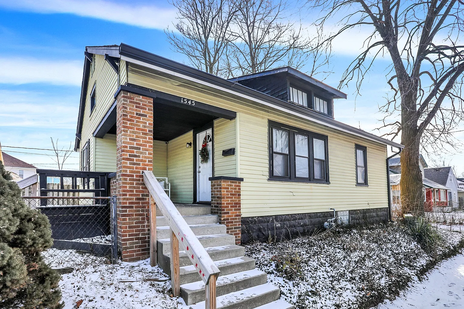 1545 N Ewing St photo 1