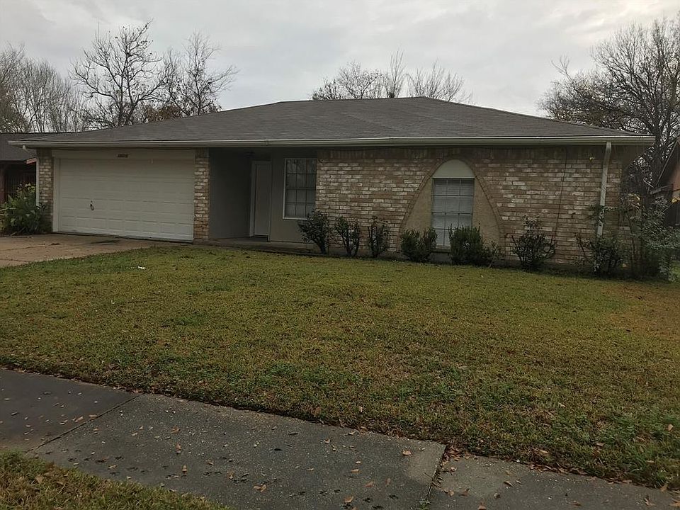 1st image of 16210 Detric Ln