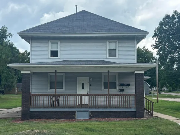 308 W Adams St #3, Macomb, IL 61455