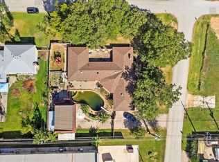 186 Spring Pines Dr, Spring, TX 77386