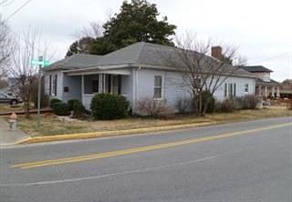 3rd image of 10 East St
