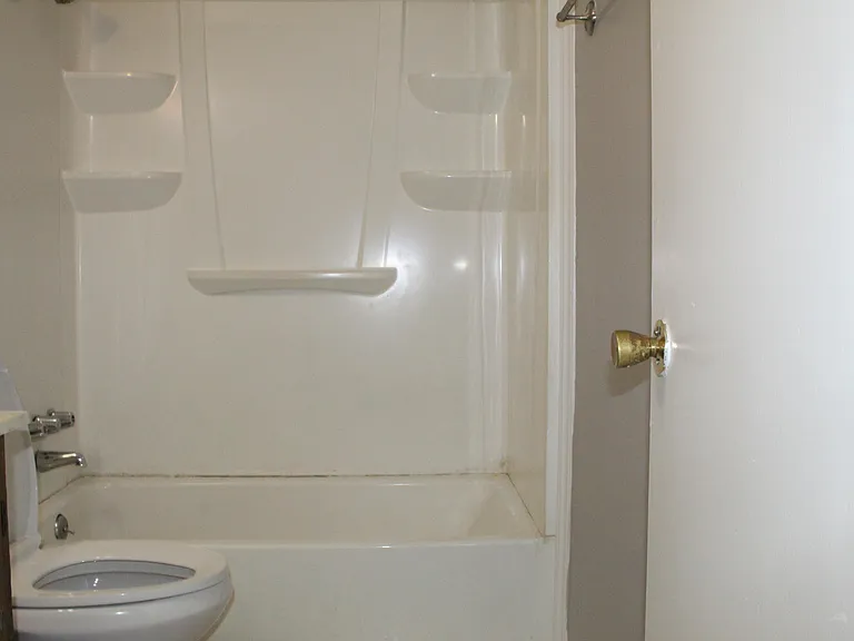 446 Pheasant Run Dr — Photo 34