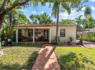900 SW 9th Ter, Fort Lauderdale, FL 33315