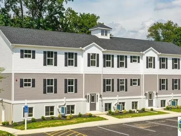 315 E Stone Aly #3, Alburtis, PA 18011