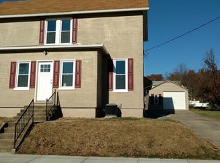 404 Hazel Ave, Ellwood City, PA 16117