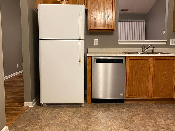 5th image of 5645 Bingham Dr