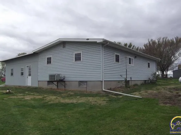 875 Road 160, Emporia, KS 66801