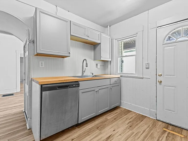 21 Hyde St #1 — Photo 15