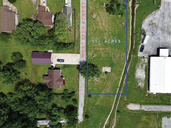 2nd image of 2304 Iron Gates Rd