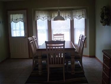 3rd image of 3510 Starwick Dr