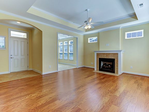 4th image of 530 Ashley Woods Dr #49