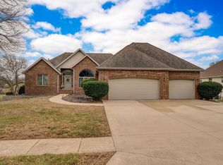 1220 E Charles Street, Republic, MO 65738