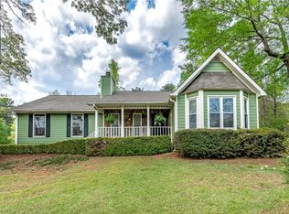 180 Hayes Cir, Rex, GA 30273