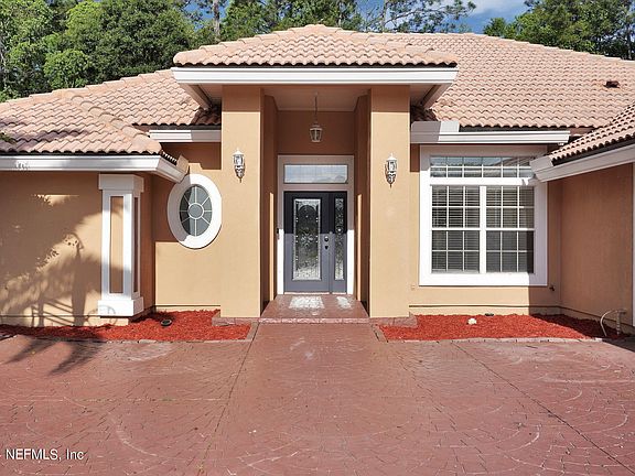 3rd image of 11984 LAKE FERN Drive