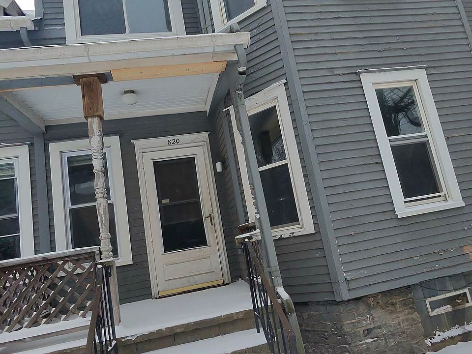 1st image of 820 N Park Ave