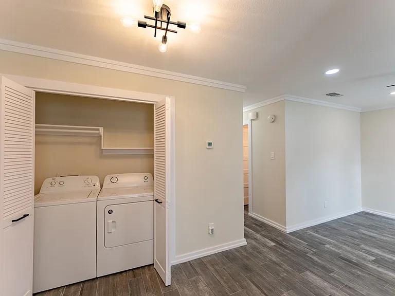 5702 Tracy Lynn Ln #B — Photo 7