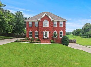 225 Slaterock Rd, Hazel Green, AL 35750