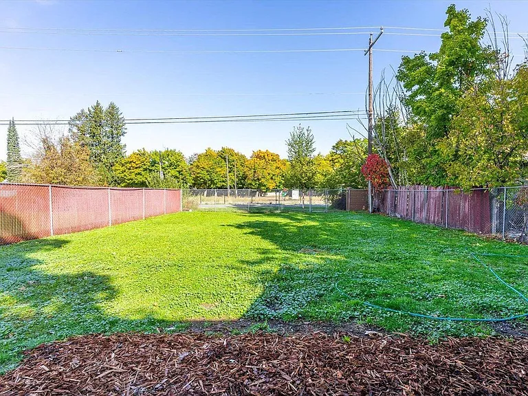 8801 E Frederick Ave — Photo 20