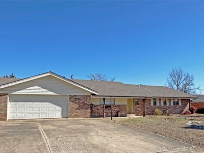 1805 Lakeview Dr, Sulphur, OK, 73086