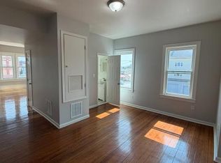 111 Rodman St #2E, Fall River, MA 02721