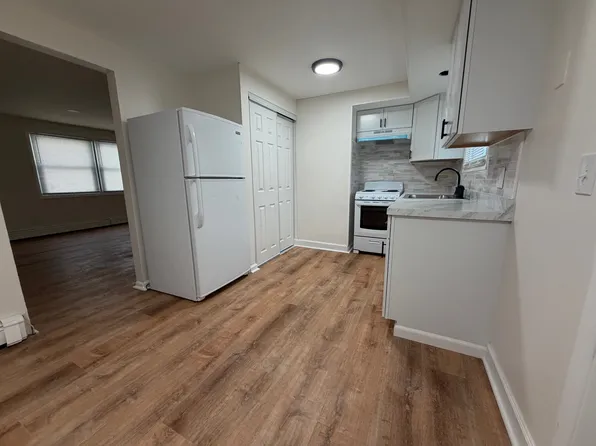 6677 Erie Rd, Derby, NY 14047