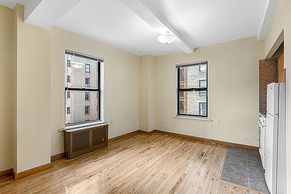 2nd image of 250 W 100th St #1410
