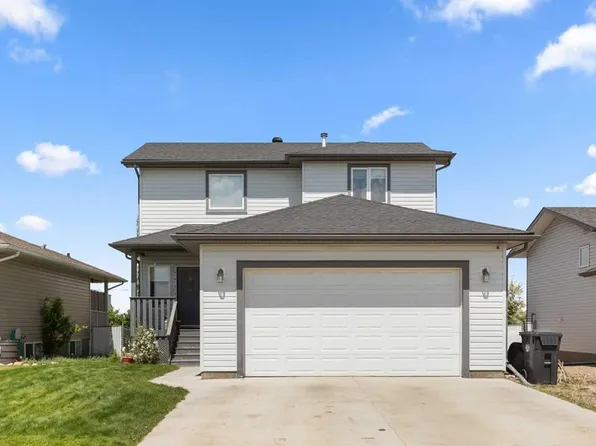 930 S Kipling Cres SW, Redcliff, AB T0J 2P0