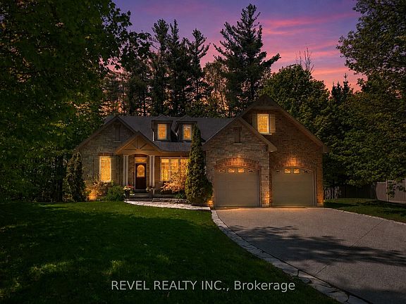 2nd image of 23 Laddie Ln