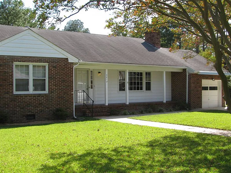 2217 Delwood Rd