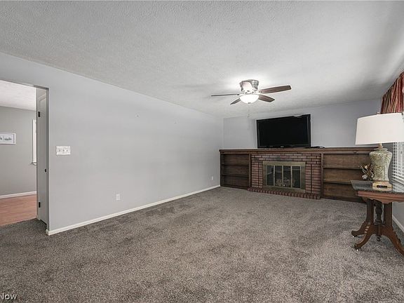 3rd image of 116 Campagna St