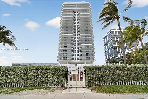 6767 Collins Ave Photo 1