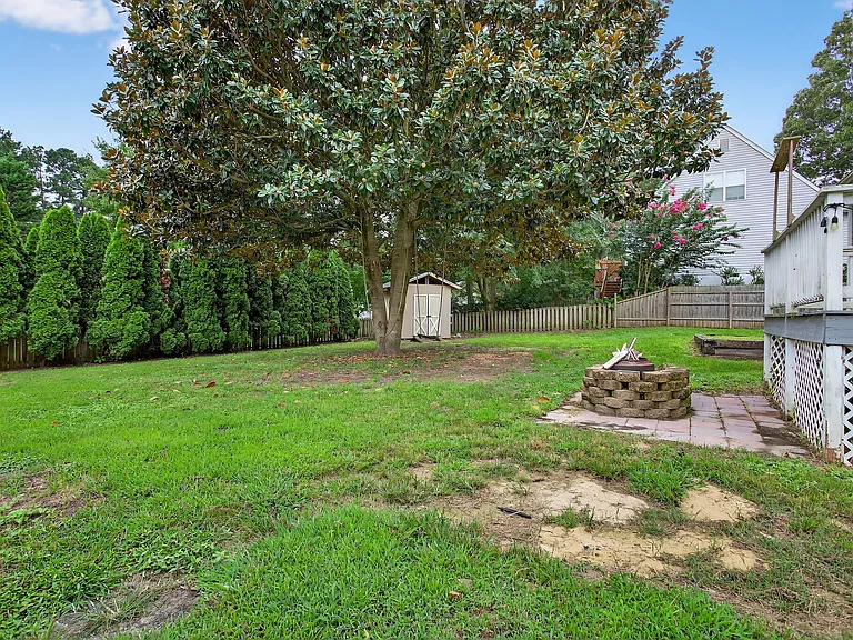 3881 Shenandoah Dr — Photo 22