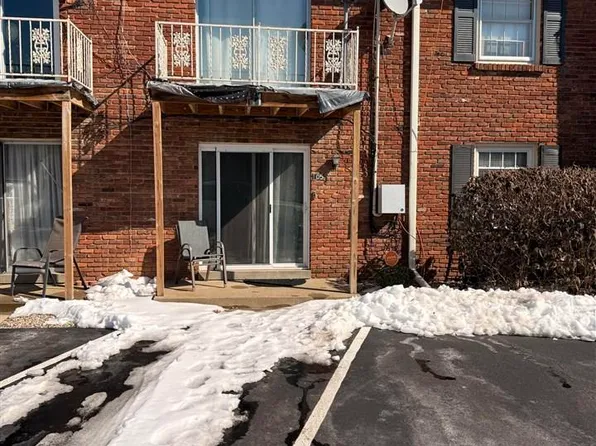 1926 Goldsmith Ln Unit 105, Louisville, KY 40218