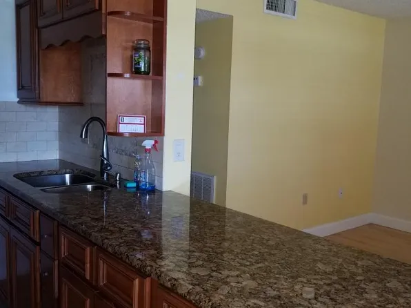 203 46th Avenue Ter W, Bradenton, FL
