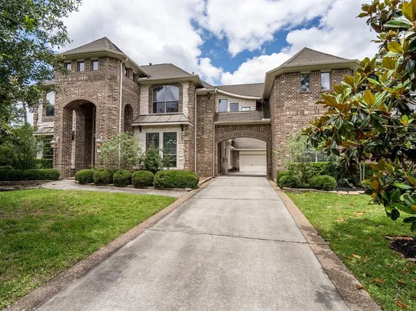 3 African Violets Pl, The Woodlands, TX 77382